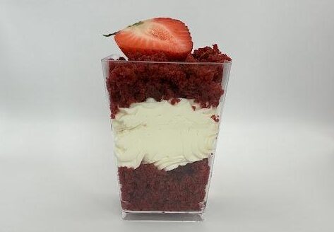 deserek w kubeczku red velvet idealny na walentynki