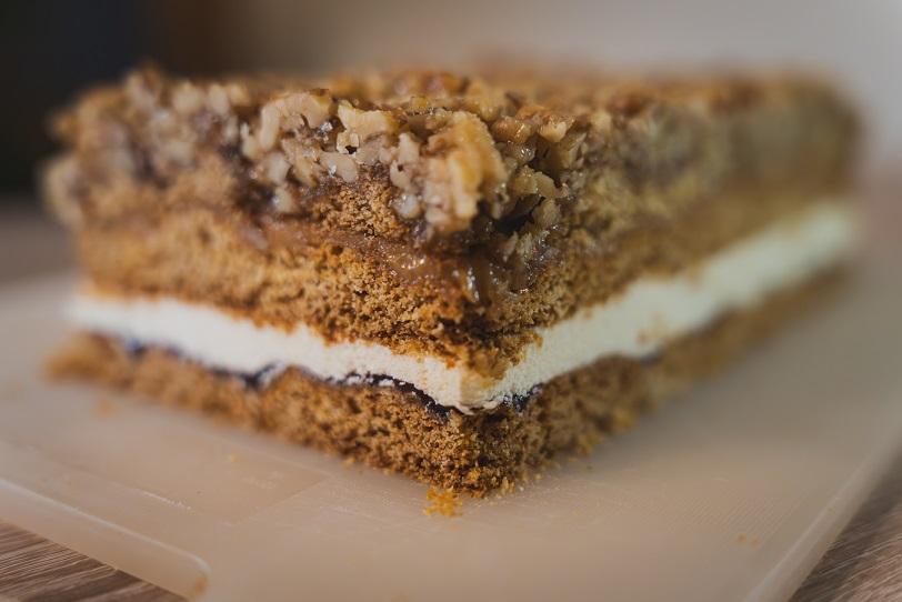 miodownik z powidlami i masa krowkowa cukiernia tychy